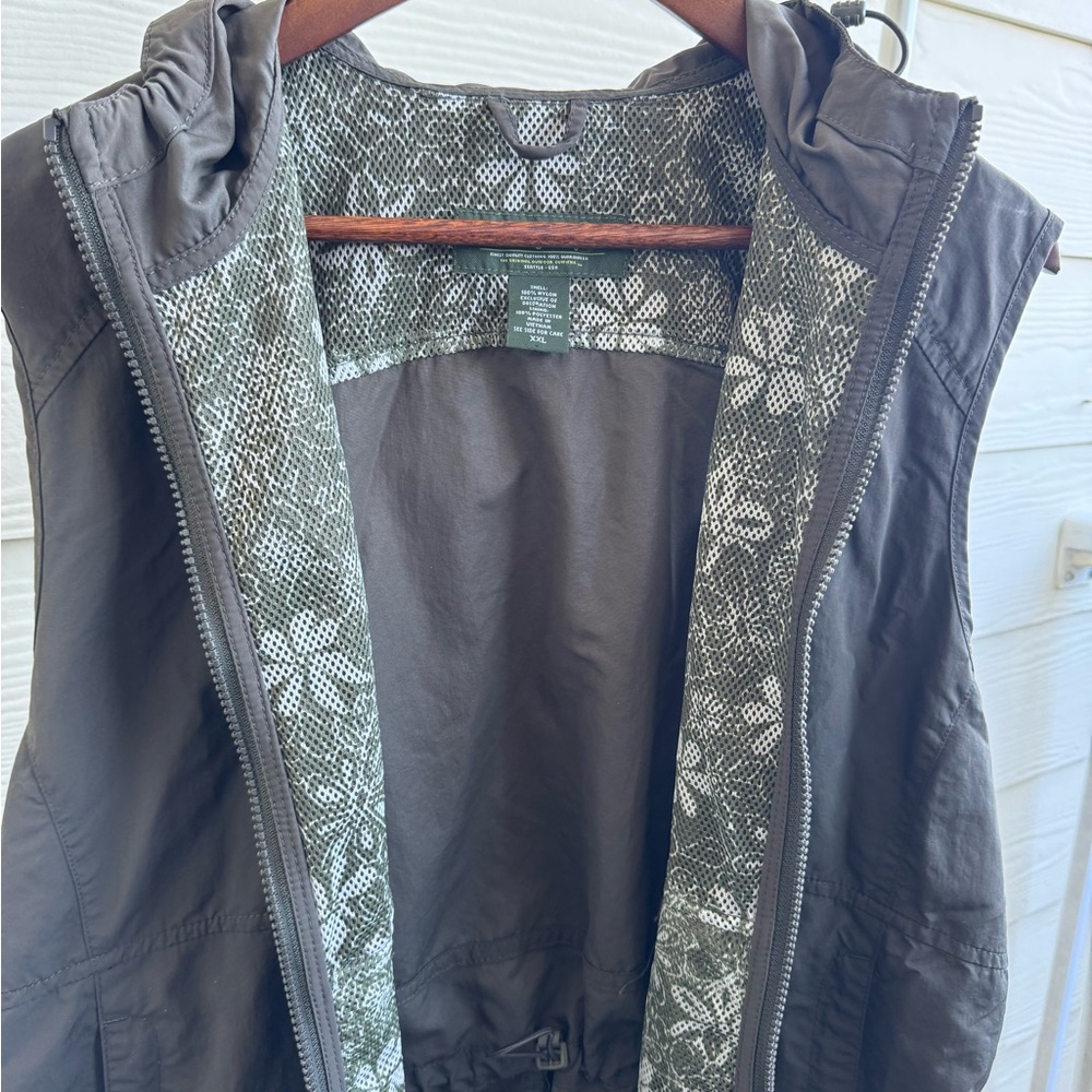 Eddie Bauer Women’s Vest - Picture 9 of 12
